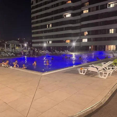 Park Pool Parking Terrace * Warna
